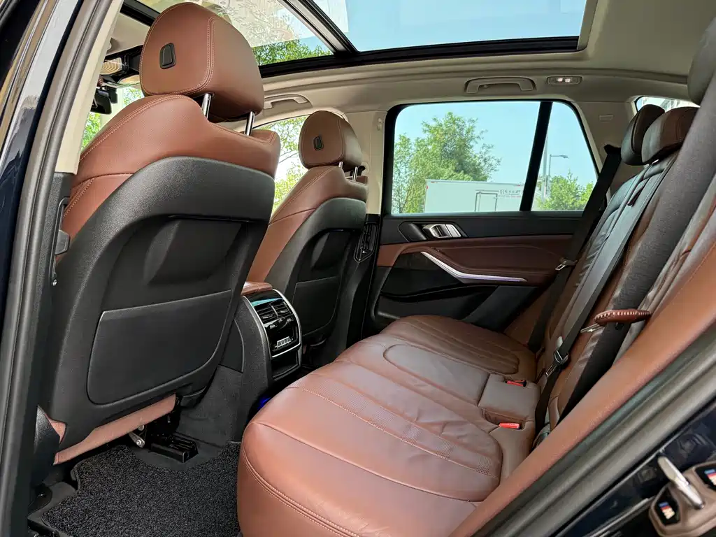 BMW X5 (Import) — миниатюра 10