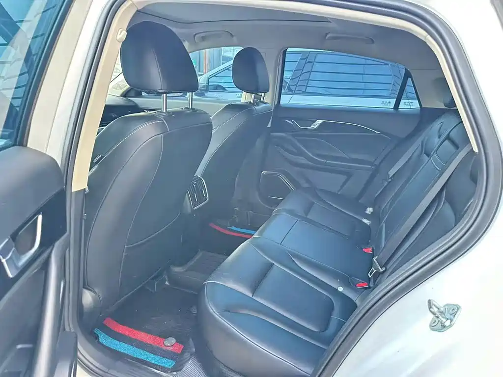 Bestune B70 — миниатюра 6