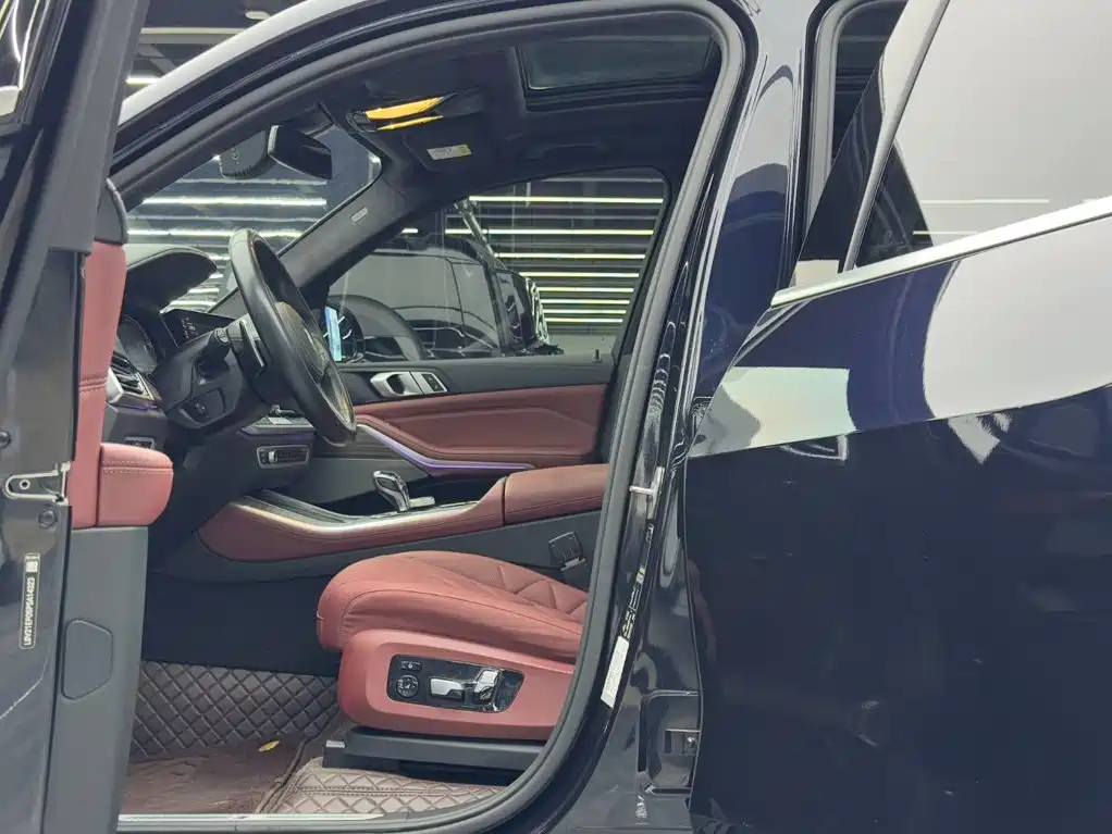 BMW X5 — миниатюра 8