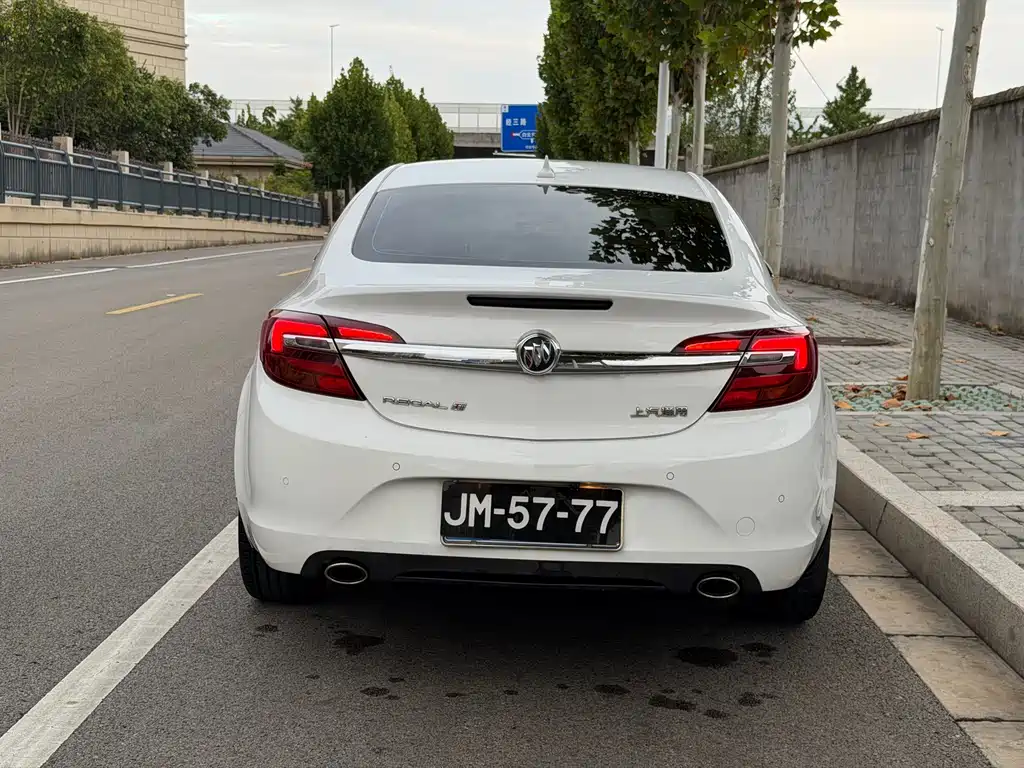 Buick Regal — миниатюра 2