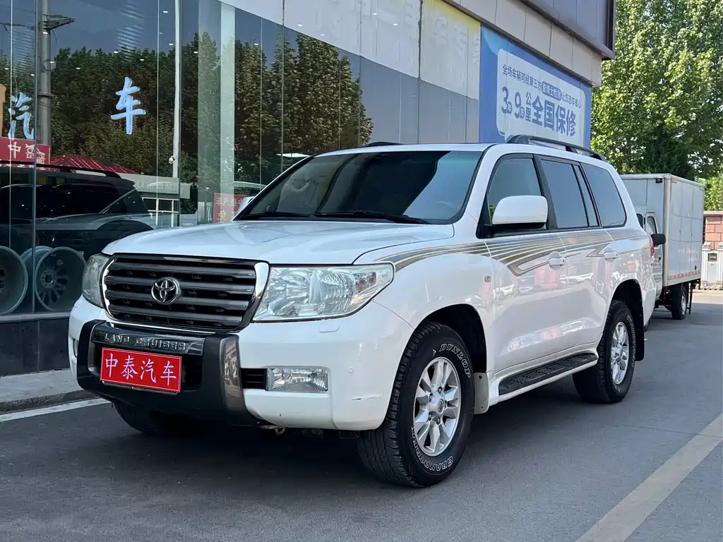 Toyota Land Cruiser 2012
