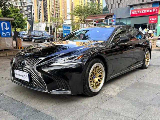 2019 Lexus LS
