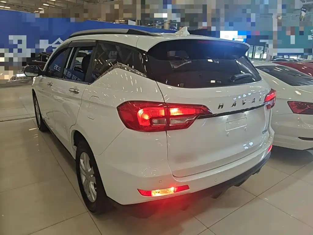 Haval M6 — миниатюра 5