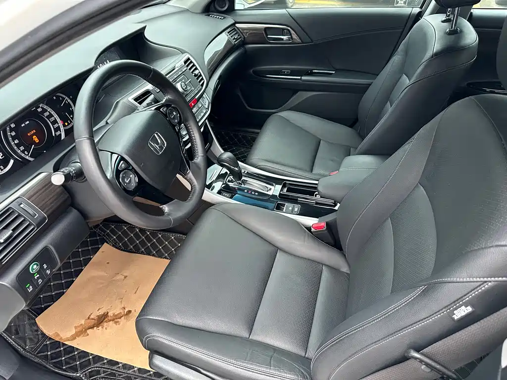 Honda Accord — миниатюра 4