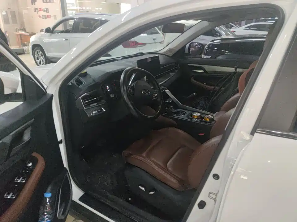 Geely Vision X6 — миниатюра 5