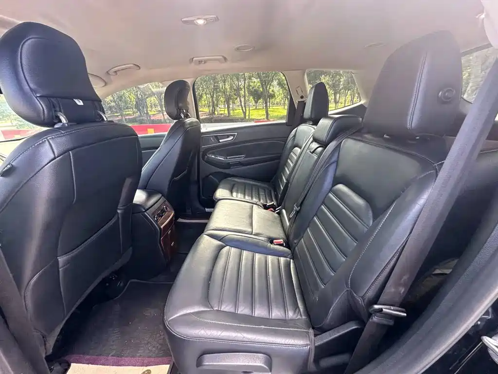 Ford Edge — миниатюра 5