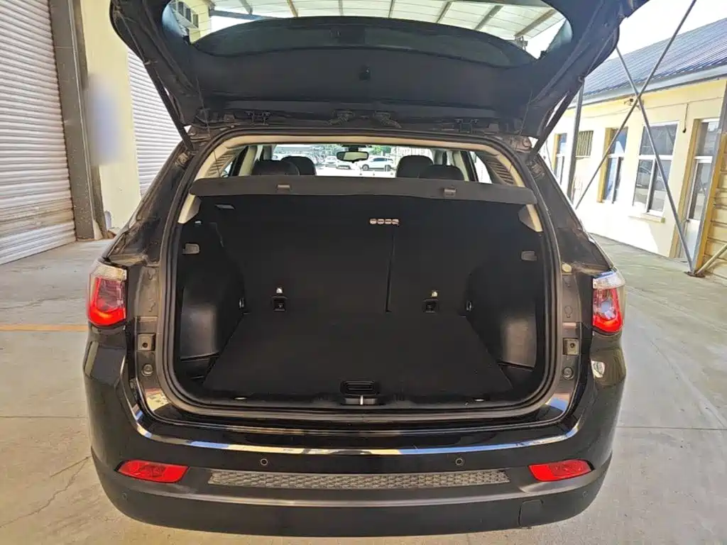 Jeep Compass — миниатюра 19