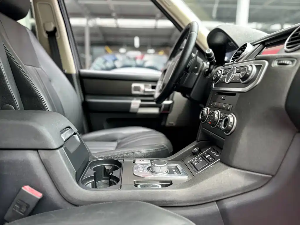 Land Rover Discovery — миниатюра 24