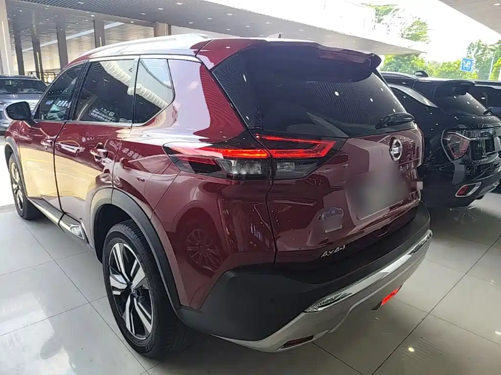 Nissan X-Trail — миниатюра 5