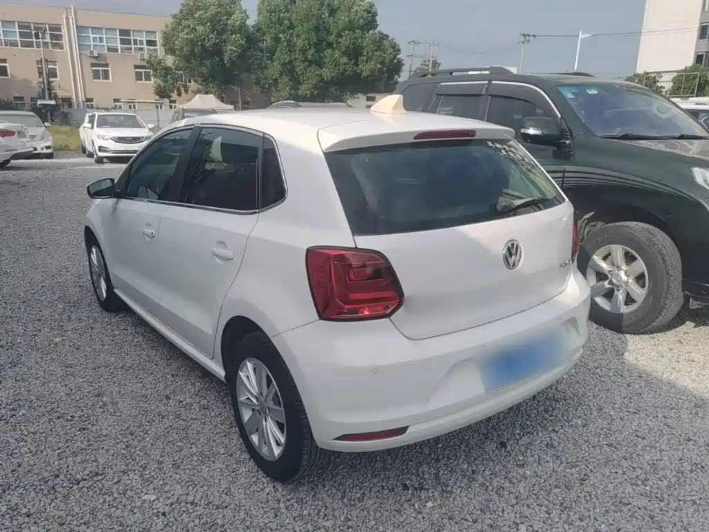Volkswagen Polo — миниатюра 5