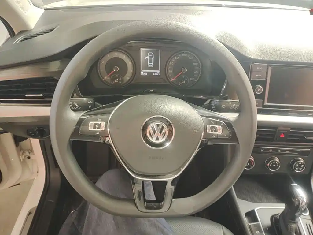 Volkswagen Lavida — миниатюра 11