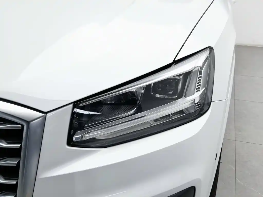 Audi Q2L — миниатюра 7