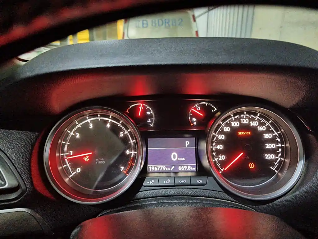Peugeot 408 — миниатюра 14