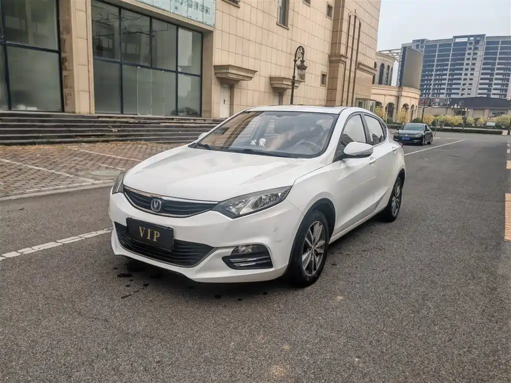 Changan Eado XT — миниатюра 4