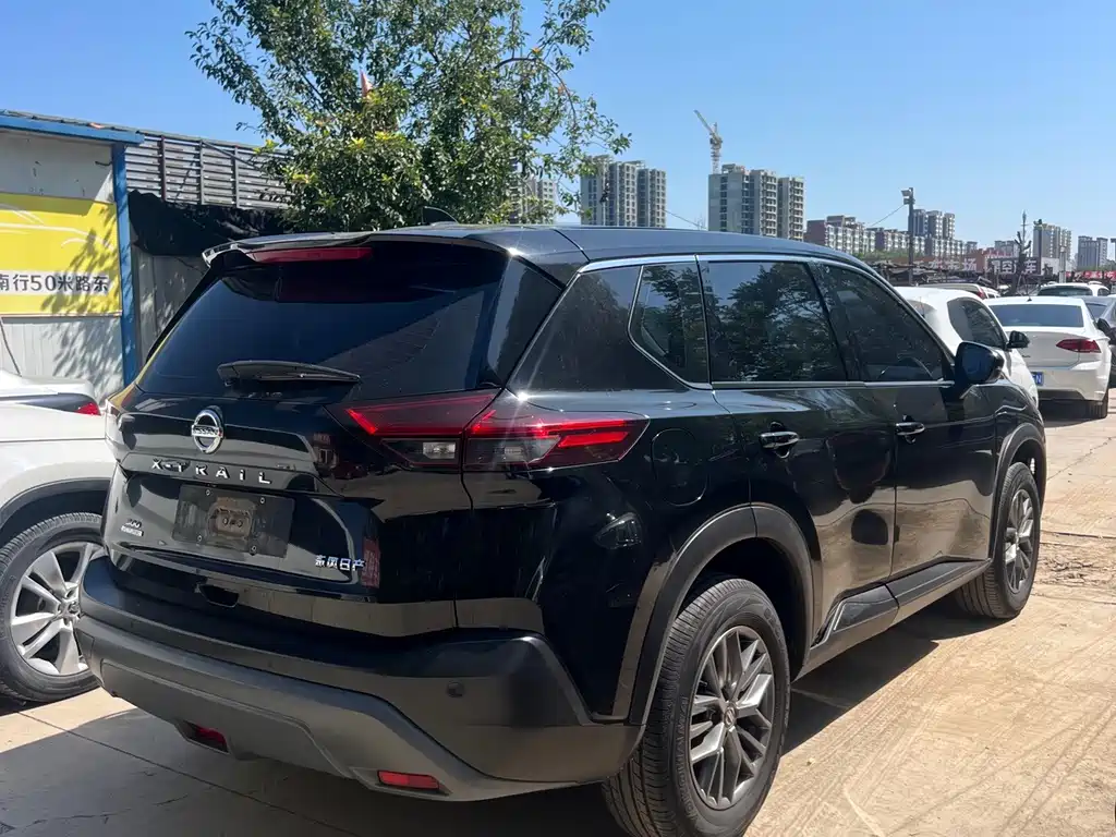 Nissan X-Trail — миниатюра 9
