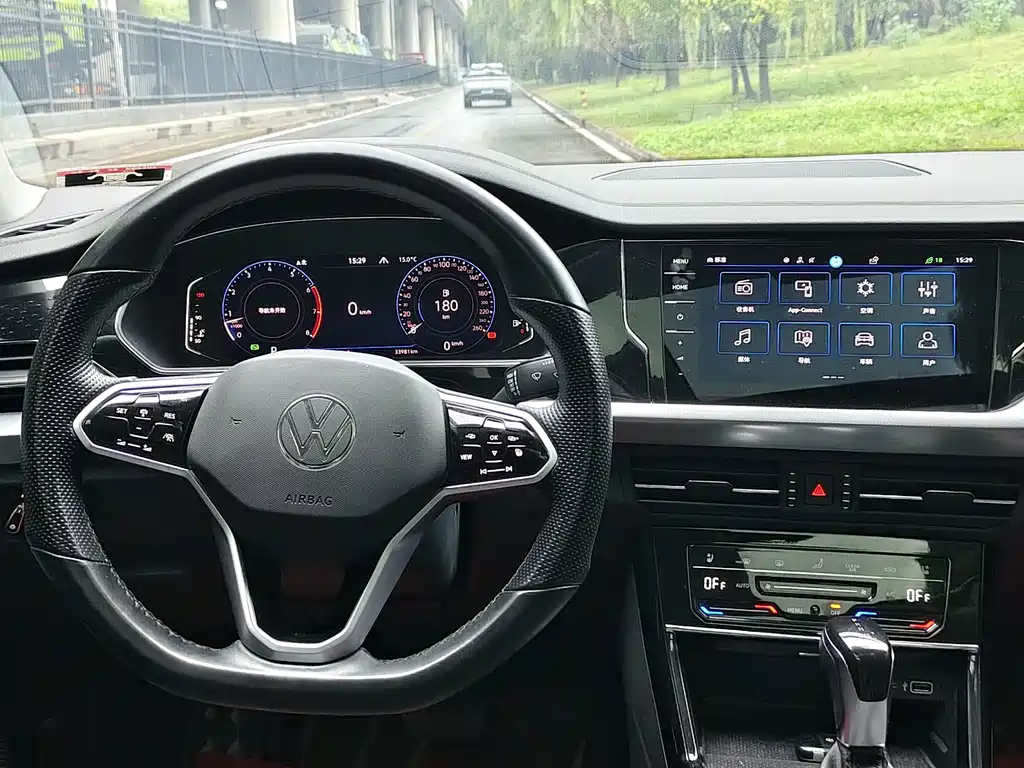 Volkswagen Passat — миниатюра 12