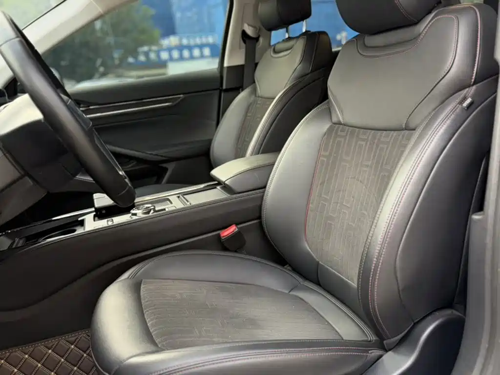 Ford Mondeo — миниатюра 8
