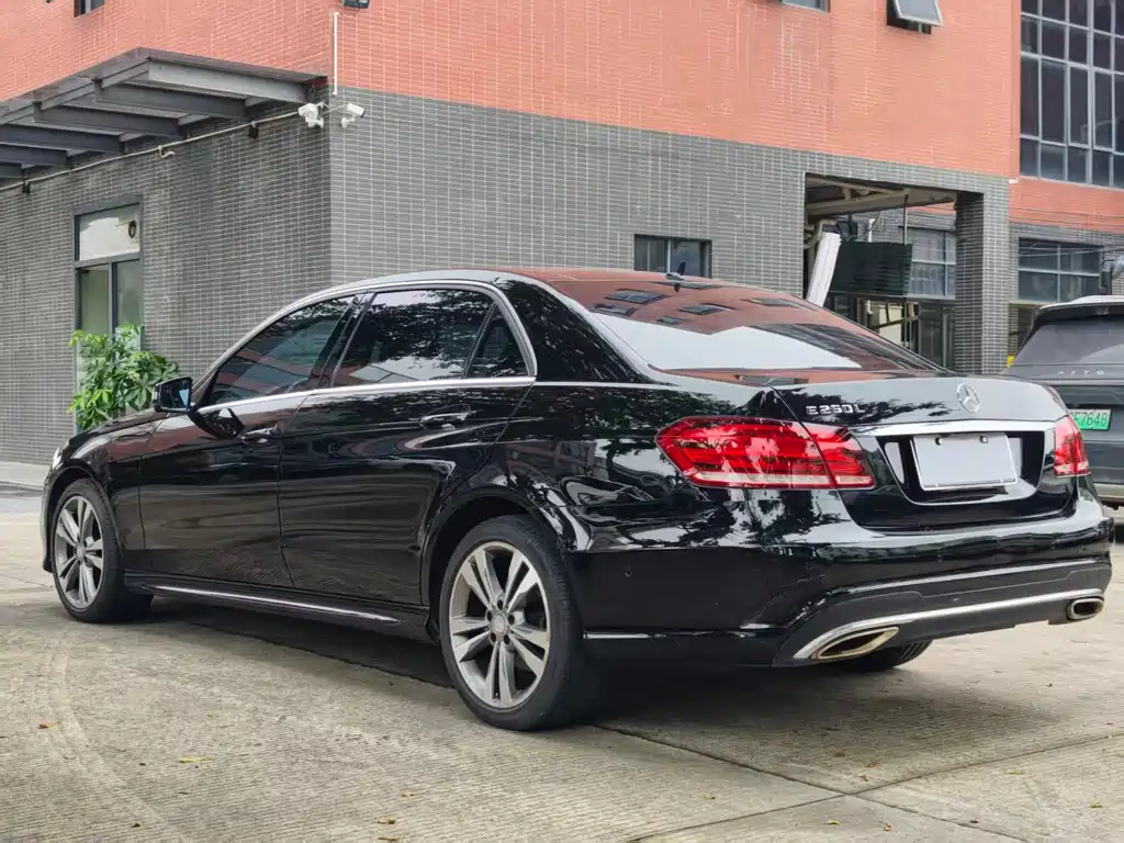 Mercedes-Benz E-Class E 2015 E 260 L Sport