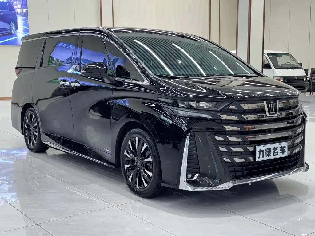 Toyota Vellfire — миниатюра 3
