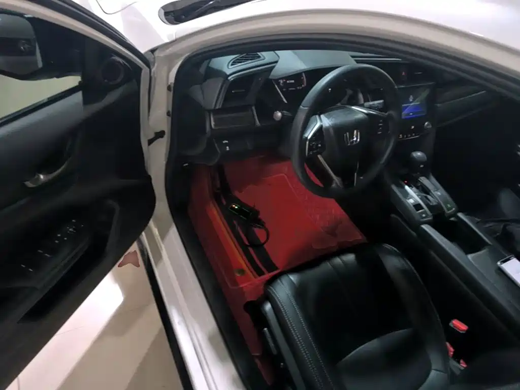 Honda Civic — миниатюра 16