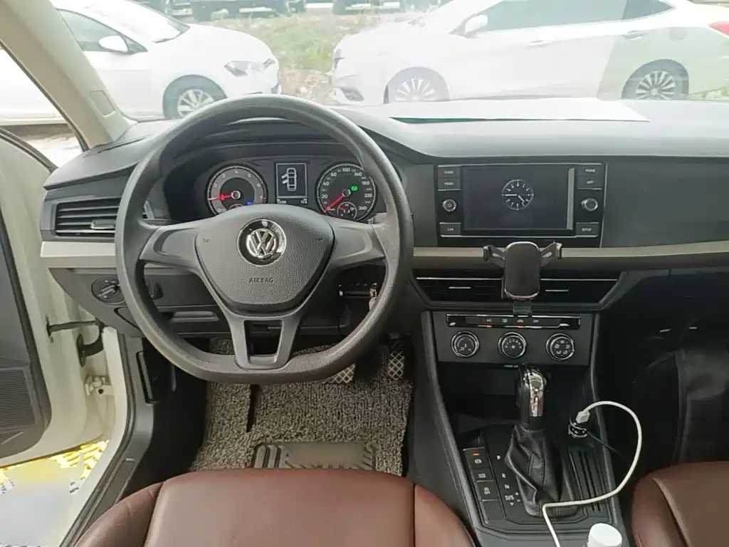 Volkswagen Lavida — миниатюра 10