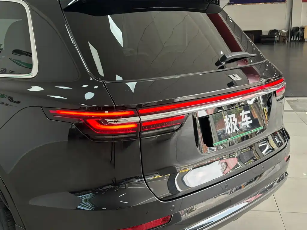 Li Auto Li ONE — миниатюра 9