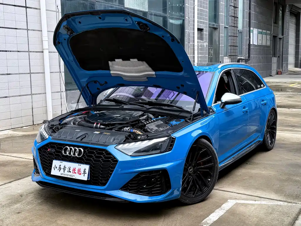 Audi RS 4 — миниатюра 4