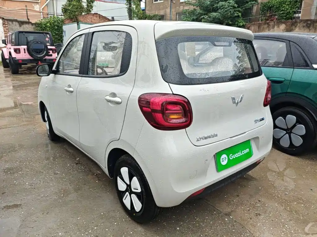 Wuling MINIEV — миниатюра 5