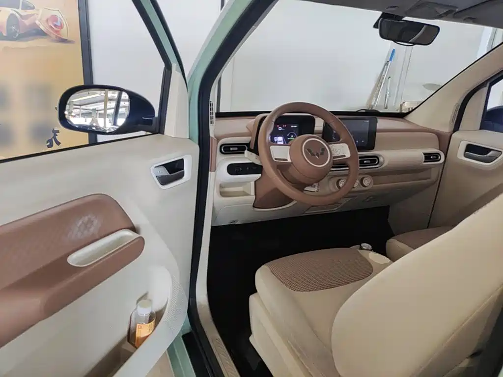 Wuling MINIEV — миниатюра 16