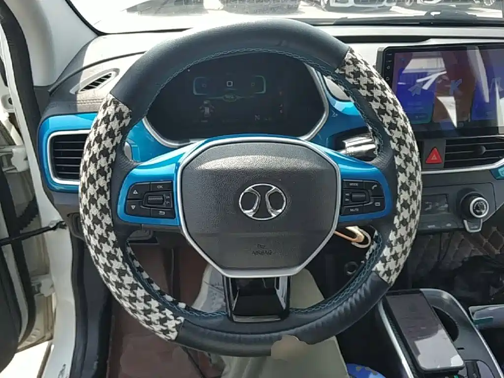 BAIC New Energy EC3 — миниатюра 11