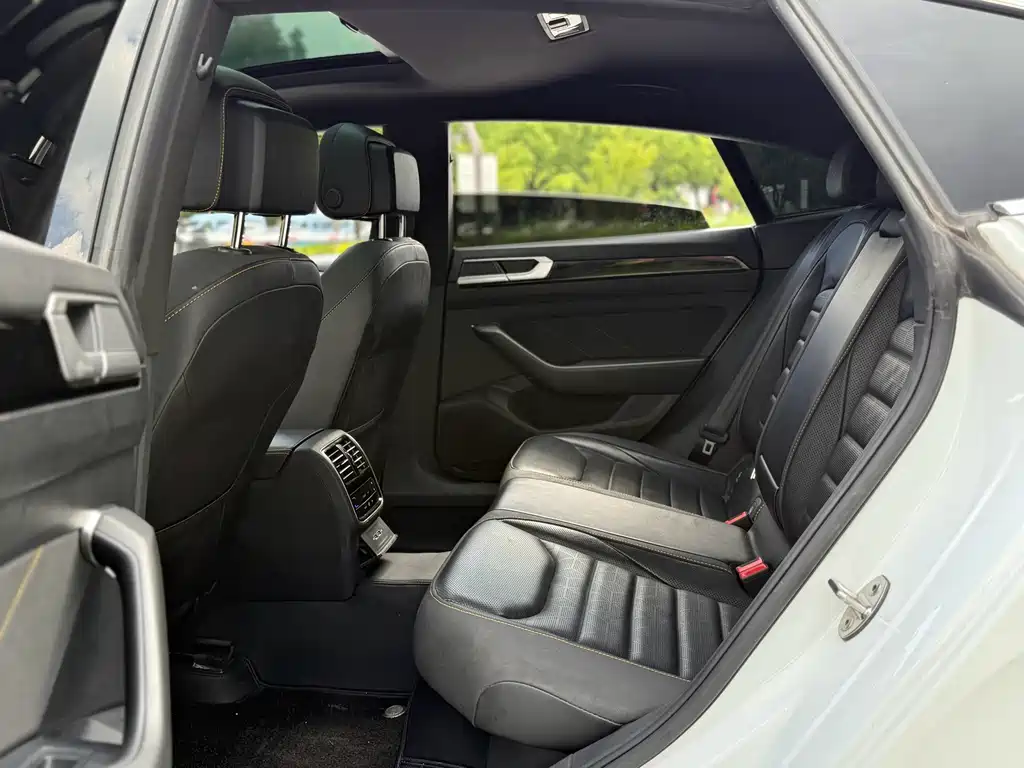 Volkswagen CC — миниатюра 13