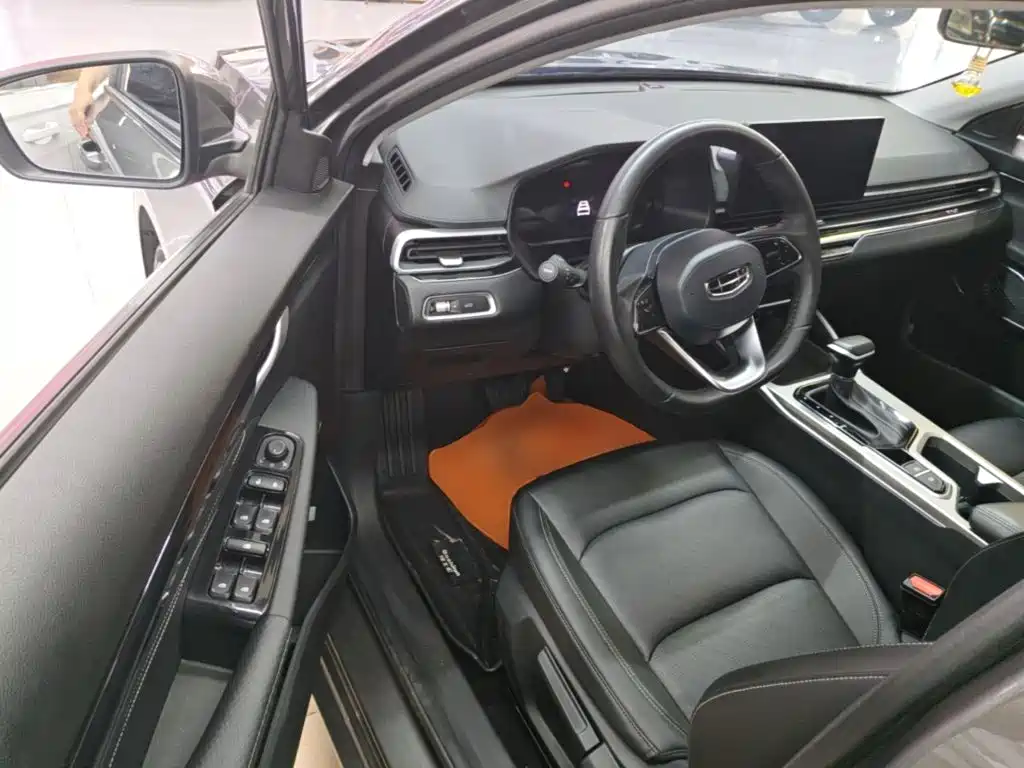 Geely Emgrand — миниатюра 16
