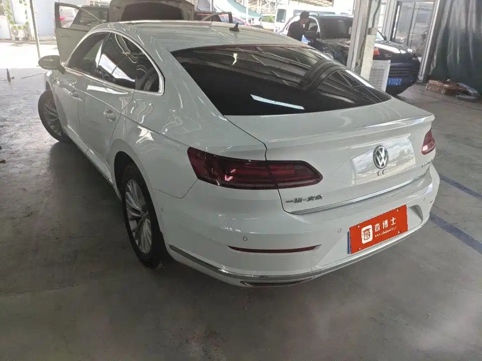 Volkswagen CC — миниатюра 9