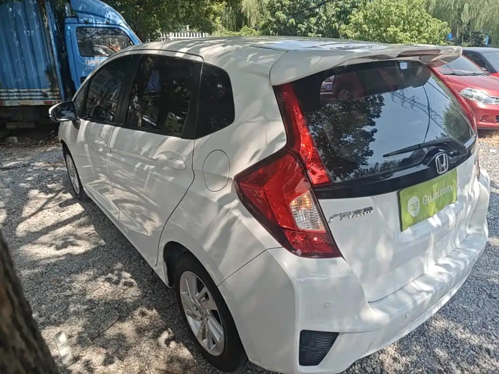 Honda Fit — миниатюра 5