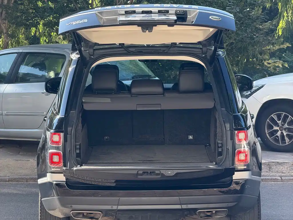 Land Rover Range Rover — миниатюра 6