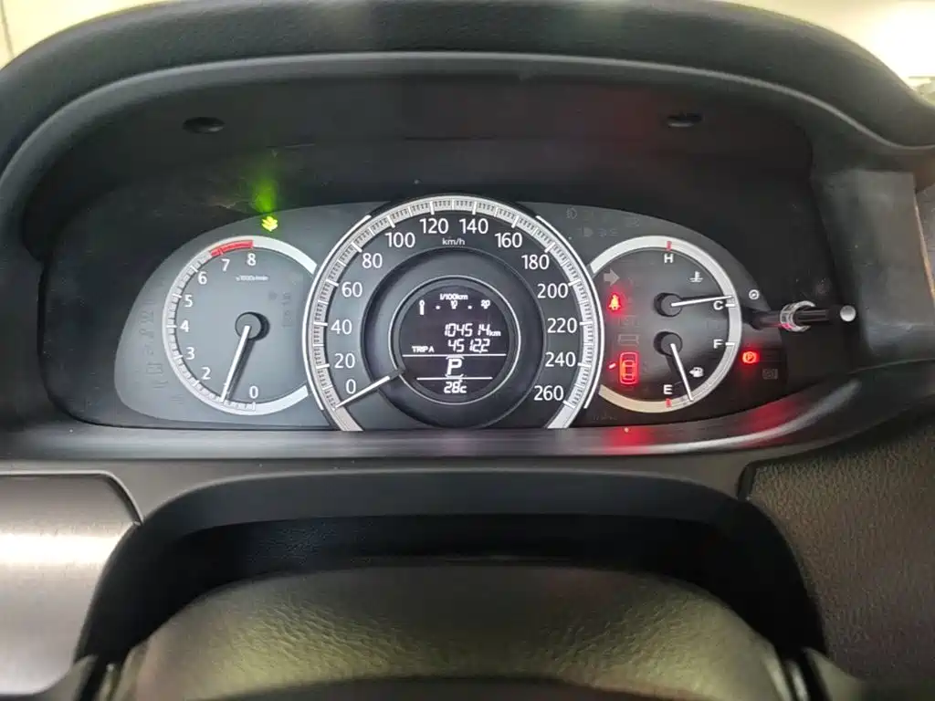 Honda Accord — миниатюра 12