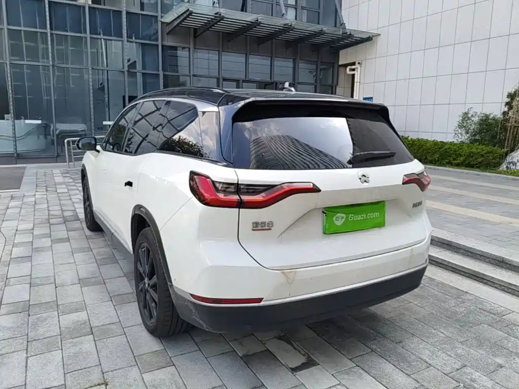 NIO ES8 — миниатюра 5