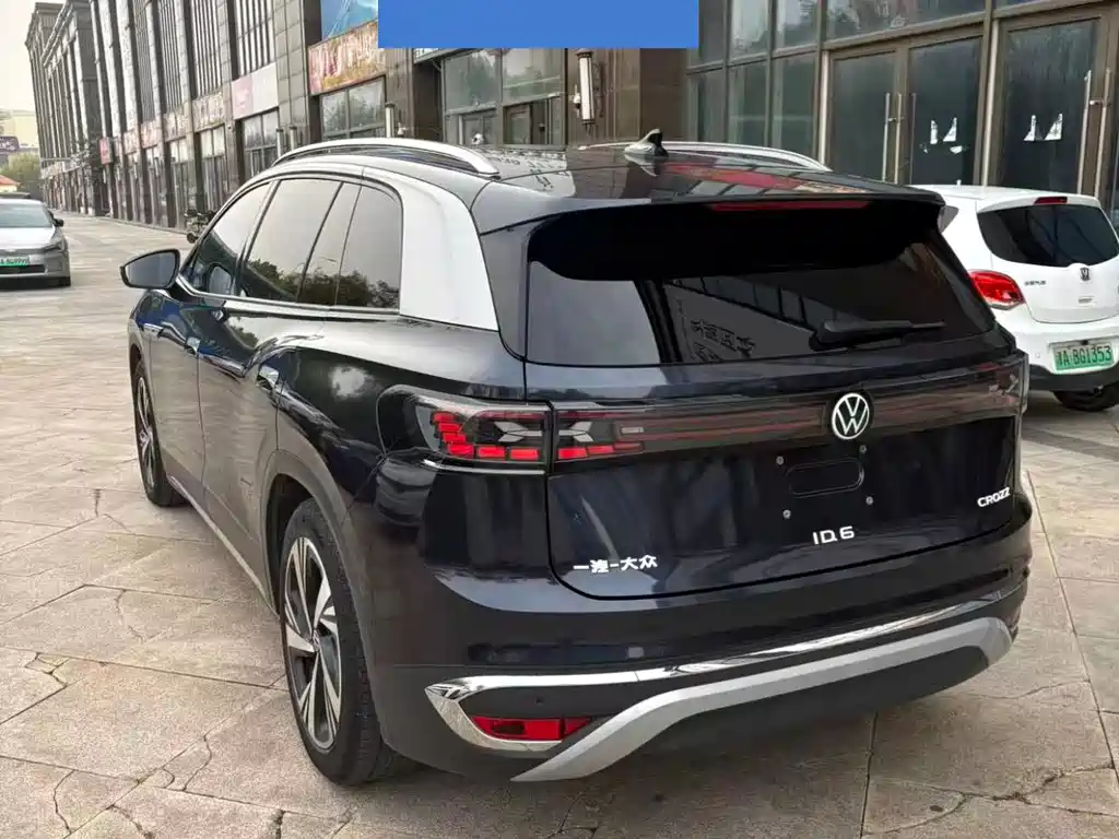 Volkswagen ID.6 Crozz — миниатюра 6