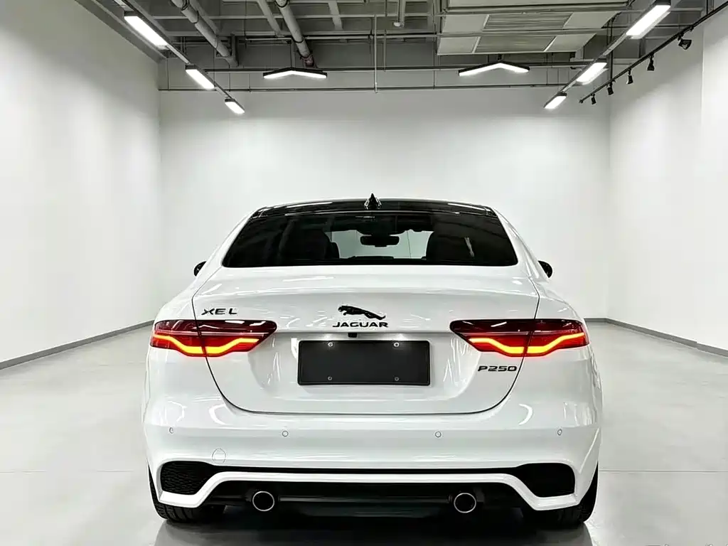 Jaguar XEL — миниатюра 7
