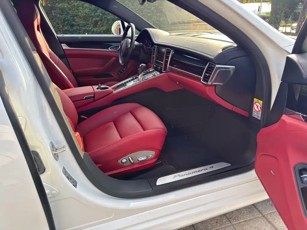Porsche Panamera — миниатюра 10