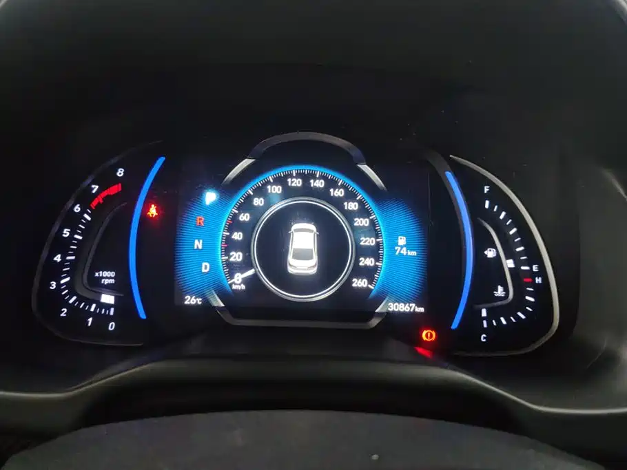 Hyundai Elantra — миниатюра 14