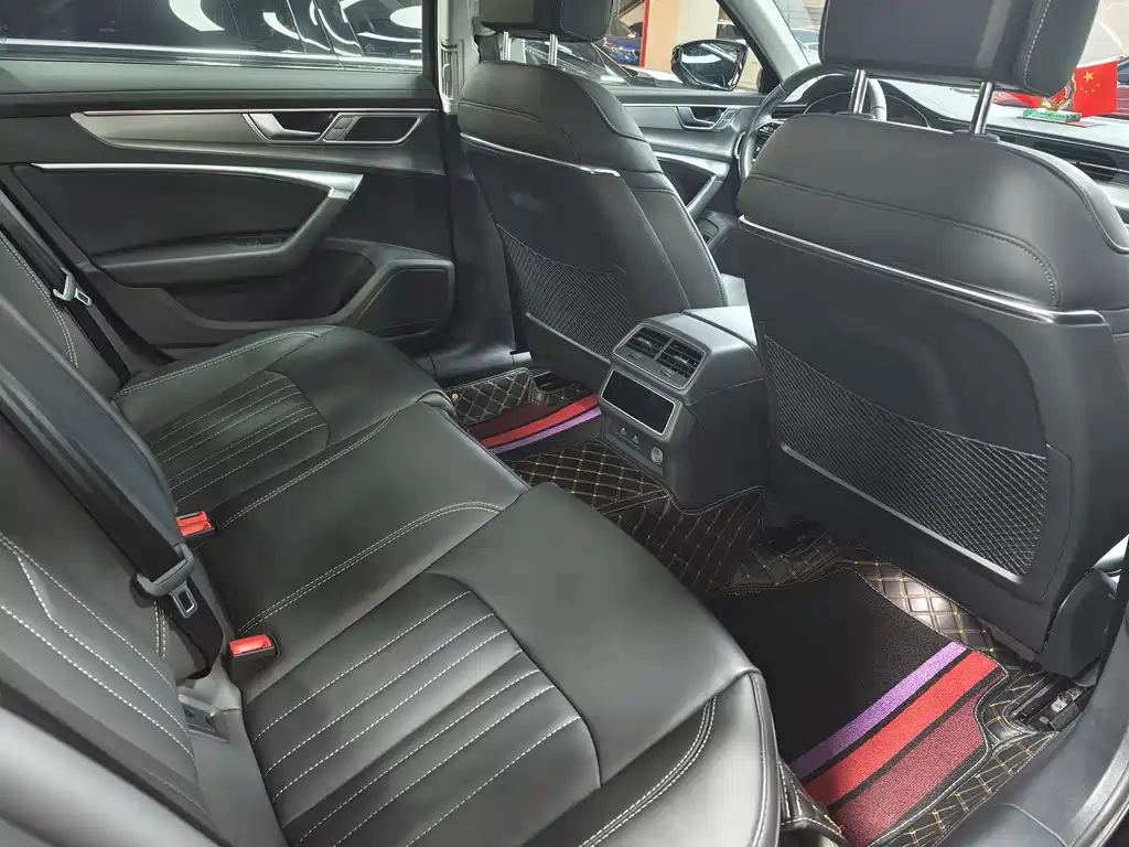 Audi A6L — миниатюра 11