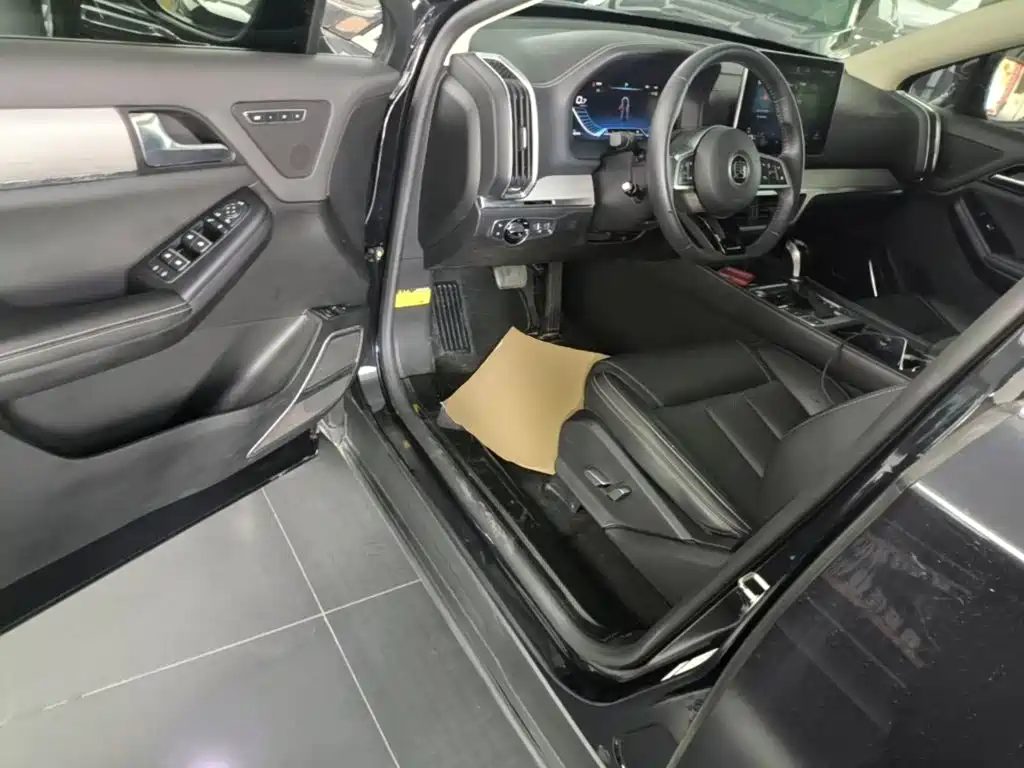 BYD Tang — миниатюра 16