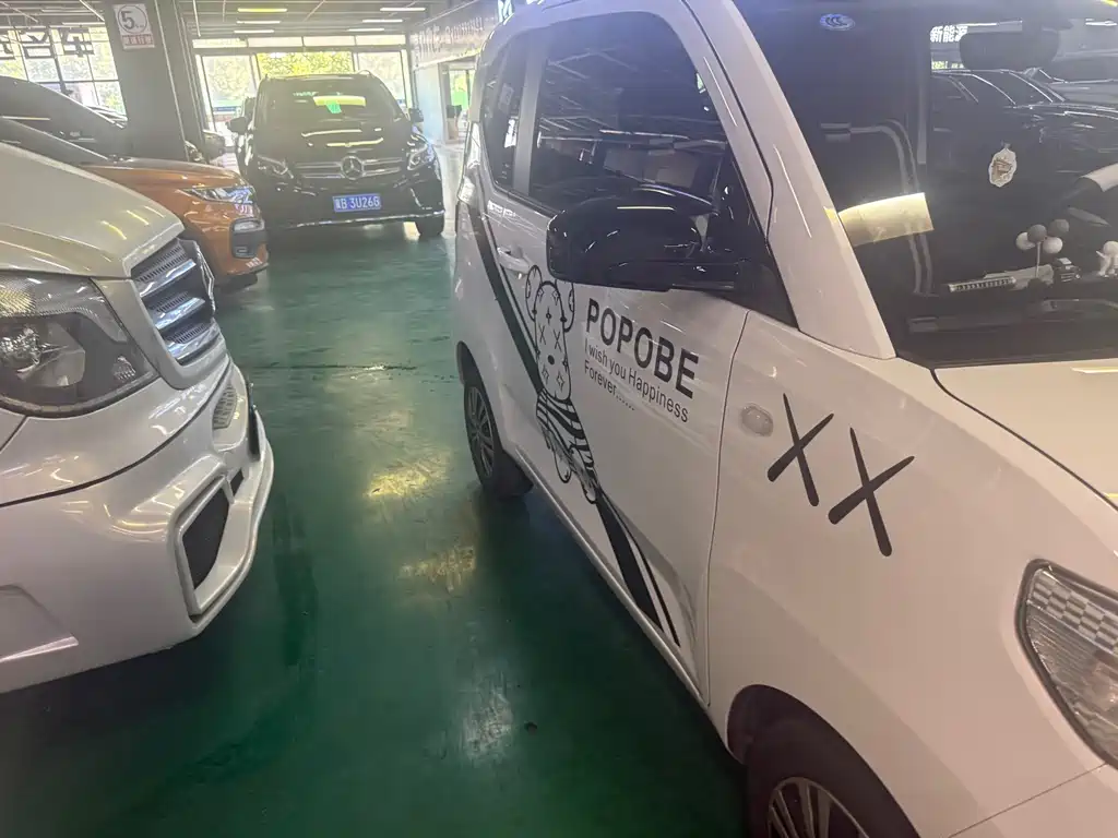 Wuling MINIEV — миниатюра 8