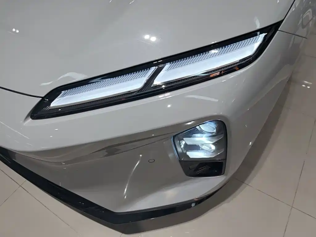 NIO ET5 — миниатюра 24