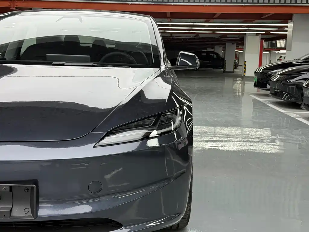 Tesla Model 3 — миниатюра 26