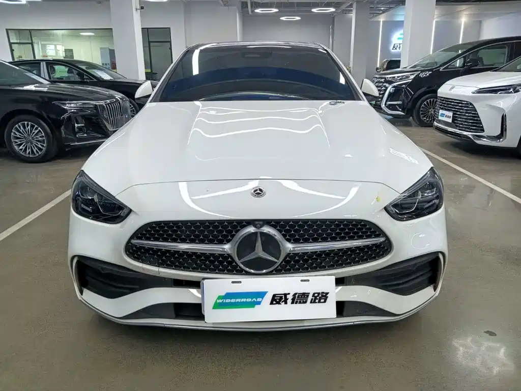 Mercedes-Benz C-Class — миниатюра 2