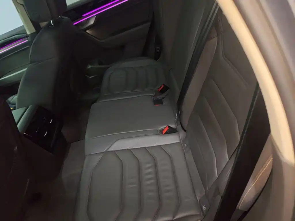 Volkswagen Touareg — миниатюра 17