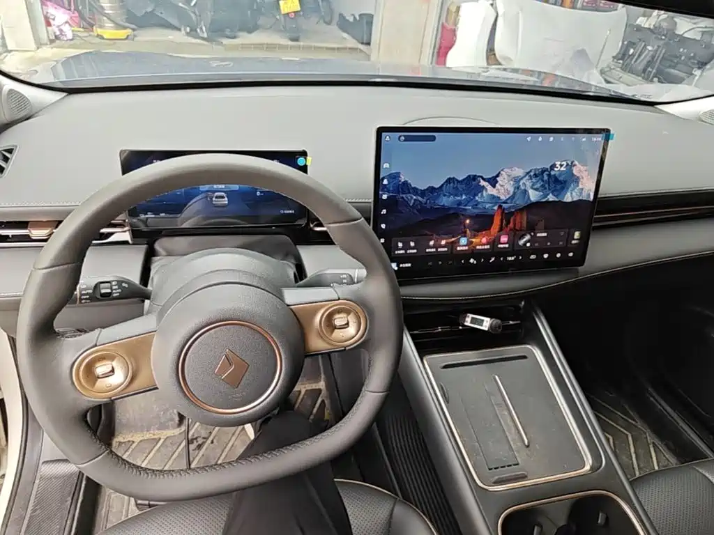 Baojun Yunhai — миниатюра 10