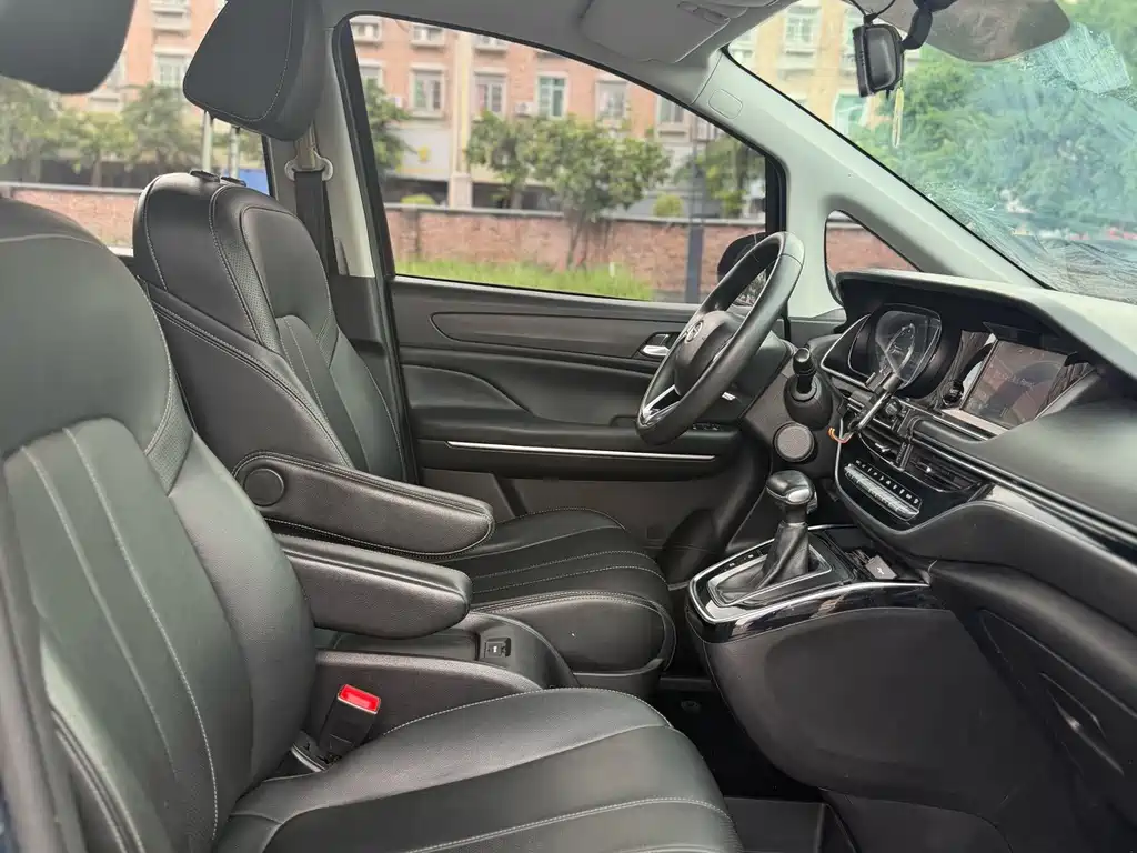 GAC Motor Trumpchi M6 — миниатюра 14